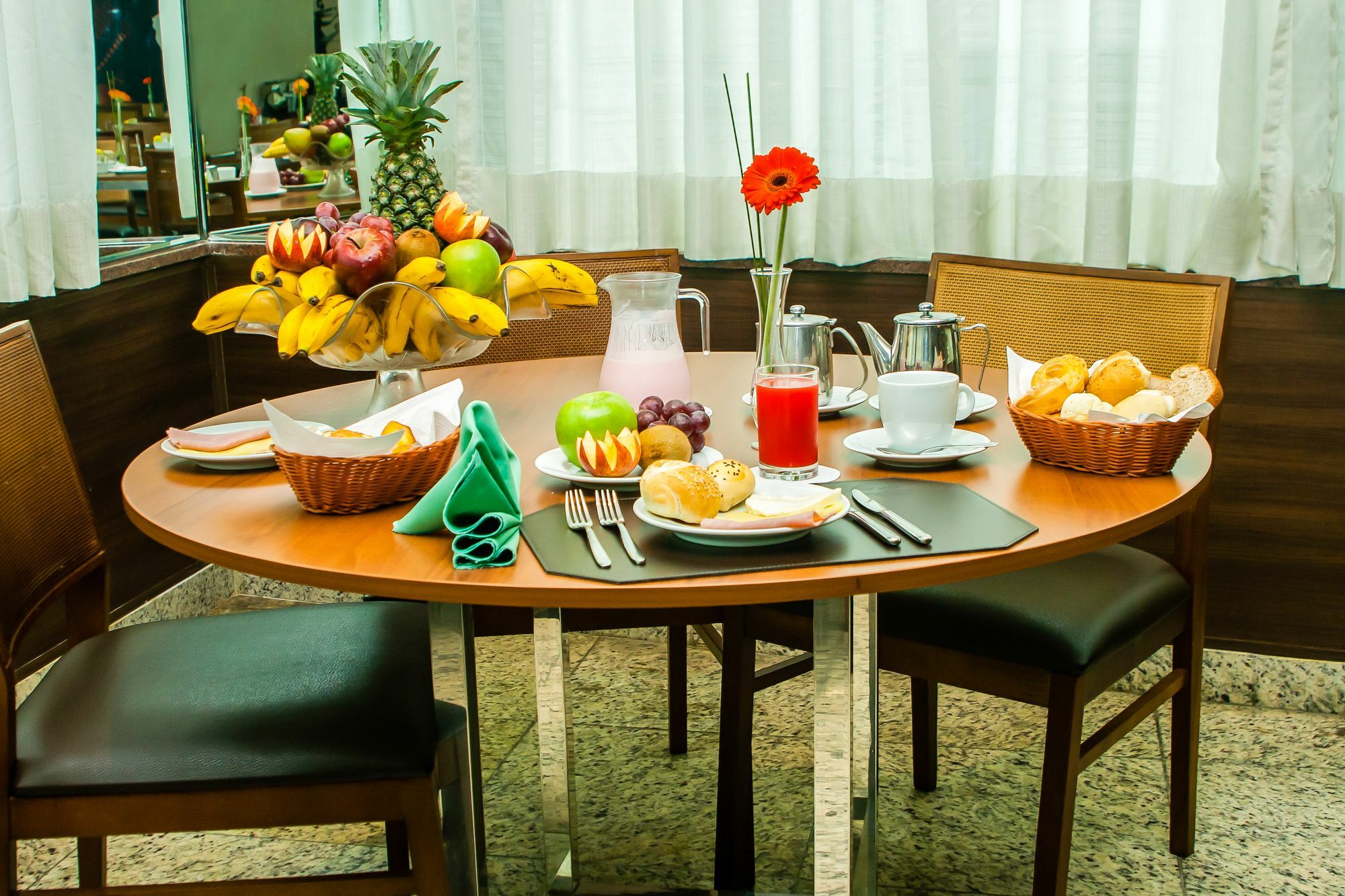 סאו פאולו Leques Brasil Hotel Escola מראה חיצוני תמונה
